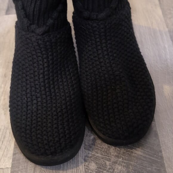 UGG Argyle Classic Knit Boots 8 - Picture 6 of 11